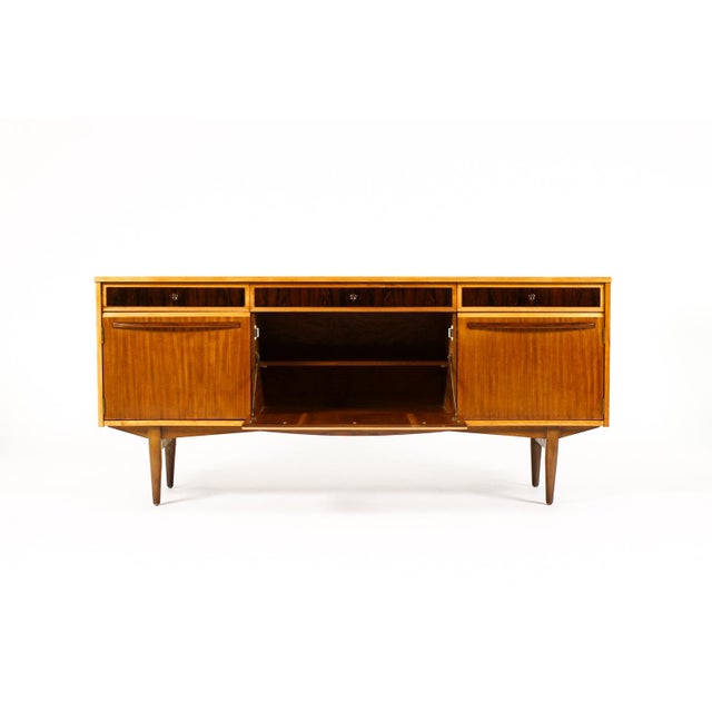 1960s Danish Modern Mid Century Mahogany Credenza Sideboard by Elliot’s of Newbury — Sculpted Lapel Pulls, Attributed For Sale In Los Angeles - Image 6 of 11
