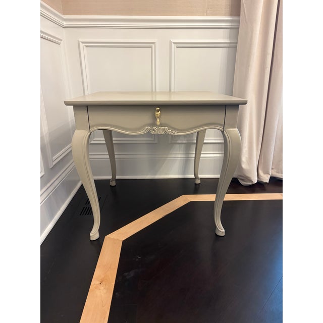 Late 20th Century French Style Accent Side Table by Baker Furniture For Sale - Image 5 of 11