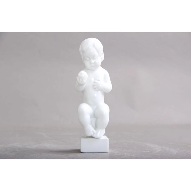 Ceramic No. 2230 and 2231 Figures in Blanc de Chine by Sv. Lindhart for Bing & Grondahl, 1970-1982, Set of 2 For Sale - Image 7 of 13