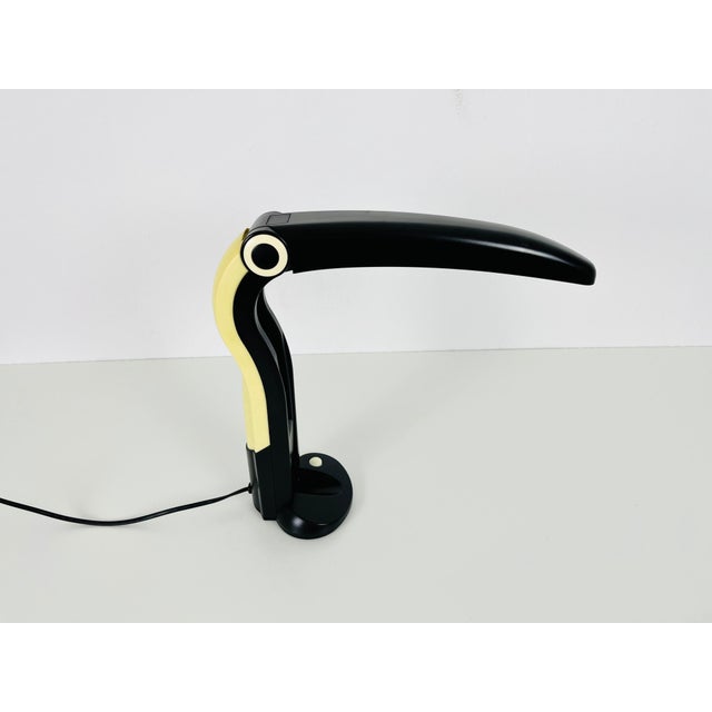 Black Toucan Table Lamp by H.T. Huang for Huangslite, 1990s For Sale - Image 4 of 11