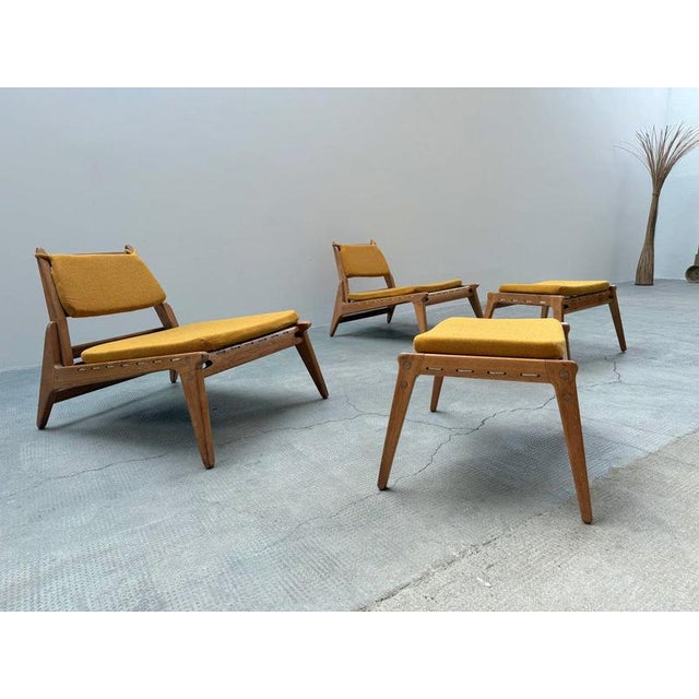 Gold Hunting Lounge Chairs with Ottomans in Oak by Heinz Heger for PGH Annaberg Buchholz, 1960s, Set of 4 For Sale - Image 8 of 10