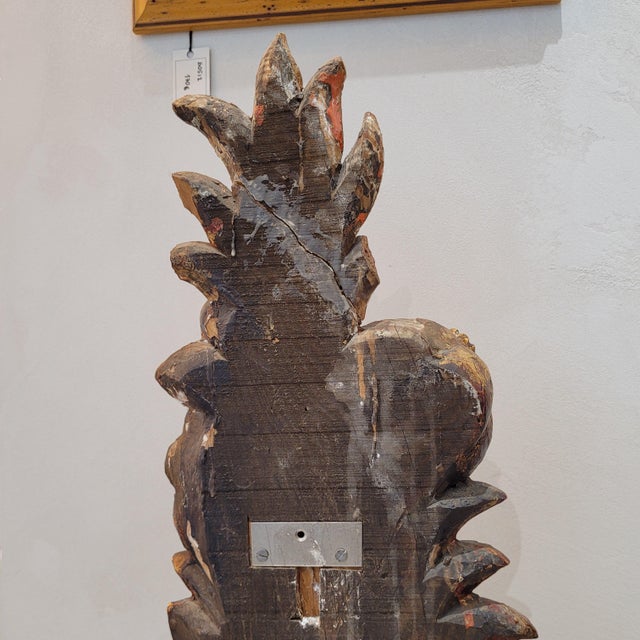 Trim Medici Cup Wall Sconce in Carved and Gilded Wood, Spain, 1950s For Sale - Image 10 of 17