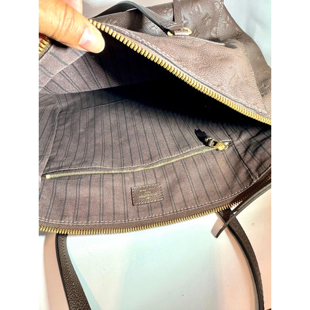 Louis Vuitton Lumineuse Handbag Monogram Empreinte Leather Handbag, Excellent For Sale - Image 10 of 18