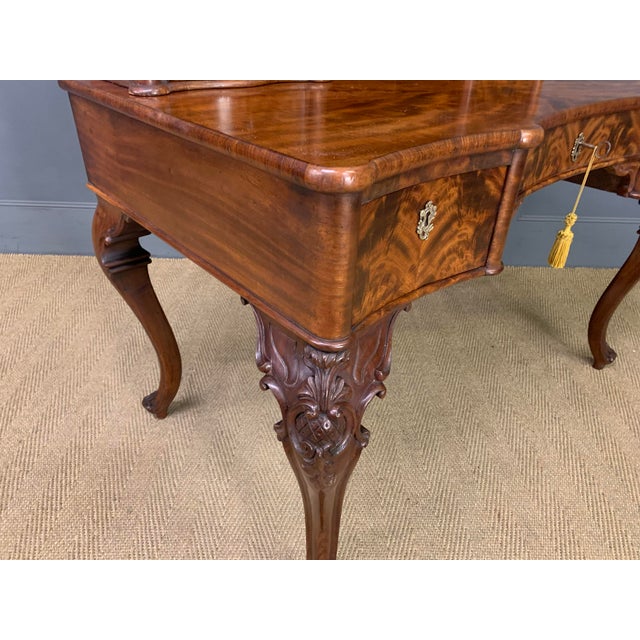Flame Mahogany Writing Desk, 1860s For Sale - Image 11 of 18