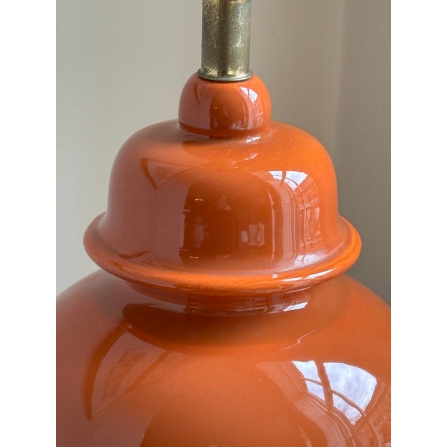 Mid-20th Century Burnt Orange Ceramic Ginger Jar Table Lamp For Sale In Baltimore - Image 6 of 11