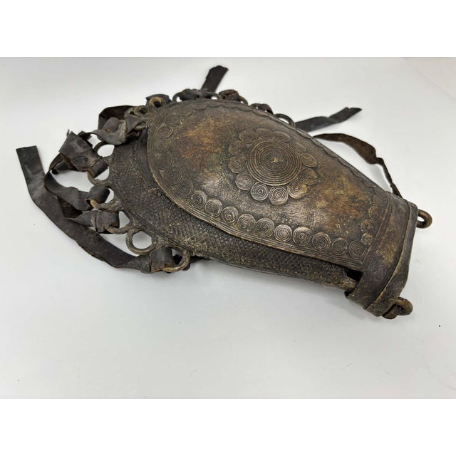 Tribal Antique West African Nupe Cast Bronze Ceremonial Purse with Leather Tassels For Sale - Image 3 of 17