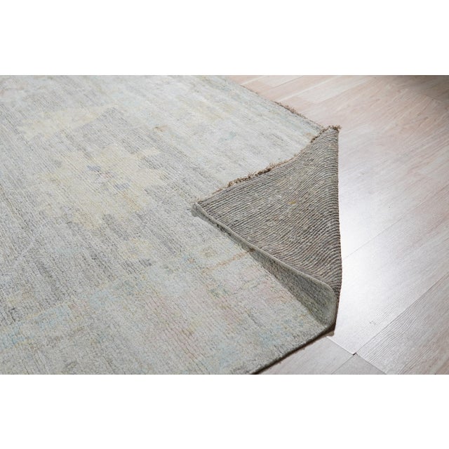 Ivory 10x14 Ruby Fiona Ivory Traditional Geometric Hand Knotted Silk Carpet Rug For Sale - Image 8 of 8