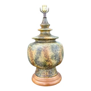 Vintage Ceramic and Wood Olive Green Earth-Tone Table Lamp For Sale