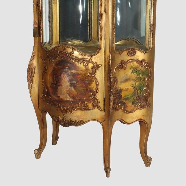 French Carved Giltwood Bombay Serpentine Vitrine With Verdis Martin Panels C1890 For Sale - Image 3 of 17