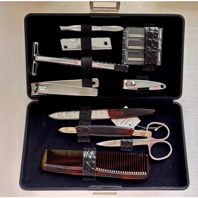 Mid-Century Modern 1990s Rostfreier Stahl Gentlemen’s Grooming Tools Kit - Manicure Set & Black Embossed Leather Travel Case / Stainless Steel, Germany For Sale - Image 3 of 12