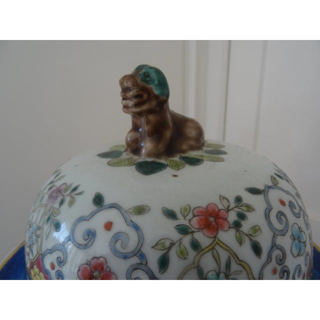 1920s Massive 1920s Vintage Chinese Famille Rose Hand Painted Temple Jar For Sale - Image 5 of 7