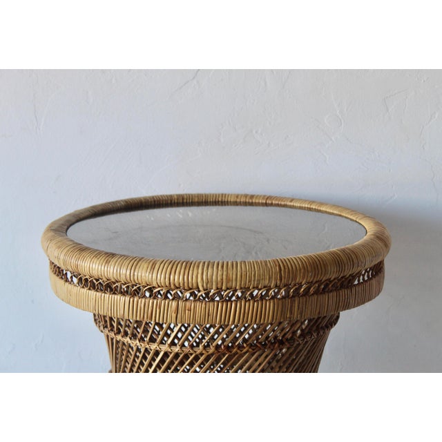 1970s 1970s Ficks Reed Style Bohemian Round Handwoven Rattan Wicker Drum Side Drink Table For Sale - Image 5 of 15