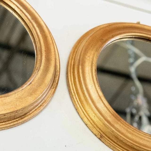 Italian Vintage Round Gilt Italian Mirror For Sale - Image 3 of 9