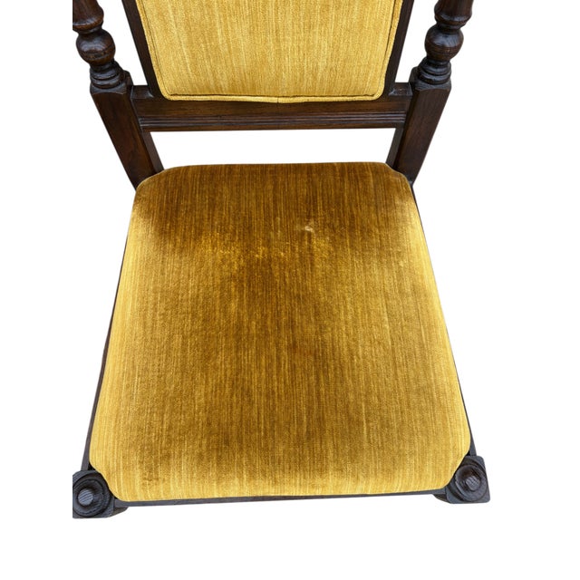 1980s Ethan Allen Jacobean Royal Charter Oak Dining Room Side Chairs Gothic Pair For Sale - Image 10 of 15