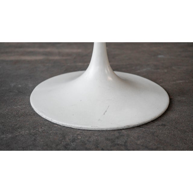 1960s Tulip Side Table by Eero Saarinen for Knoll Associates For Sale - Image 9 of 12