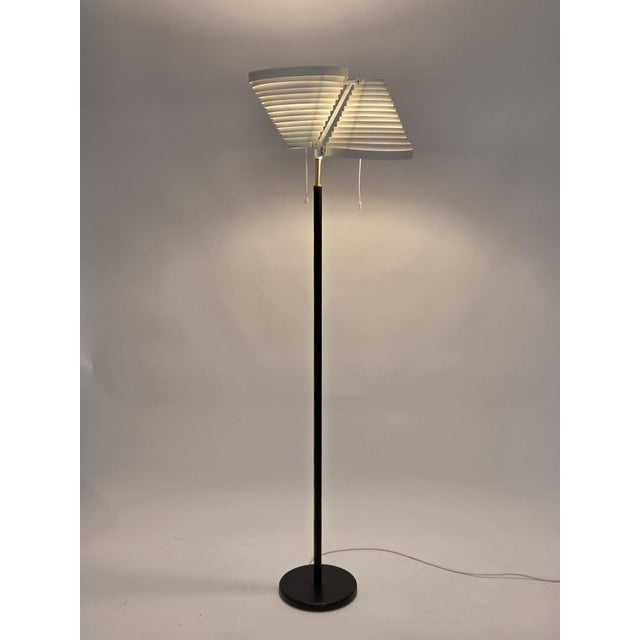 Metal A810 Floor Lamp by Alvar Aalto for Valaistustyö, 1960s For Sale - Image 7 of 11