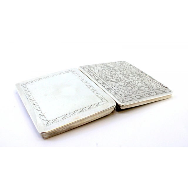 Metal Silver Snuff Box with Raised Floral Motifs For Sale - Image 7 of 9