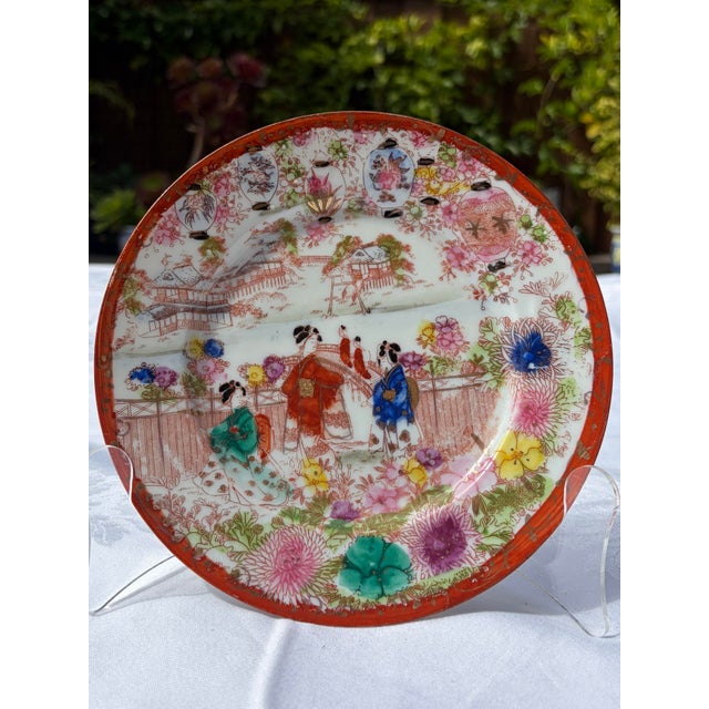 Japanese Vintage 7" Japanese Kutani Hand-Painted Porcelain Plate With Geishas & Lanterns For Sale - Image 3 of 12