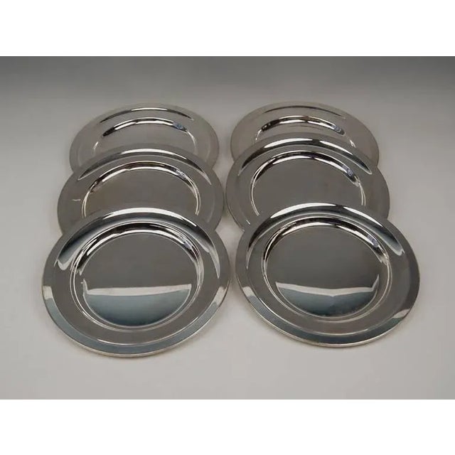 Italian silver excellent set of six underplates of stunning elegance. (s268) - the plates have smooth surface italy /...