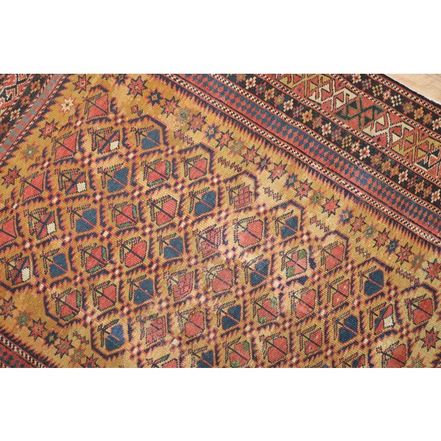 A fine quality late 19th century Caucasian Shirvan rug. Measures: 3'9" x 4'3".