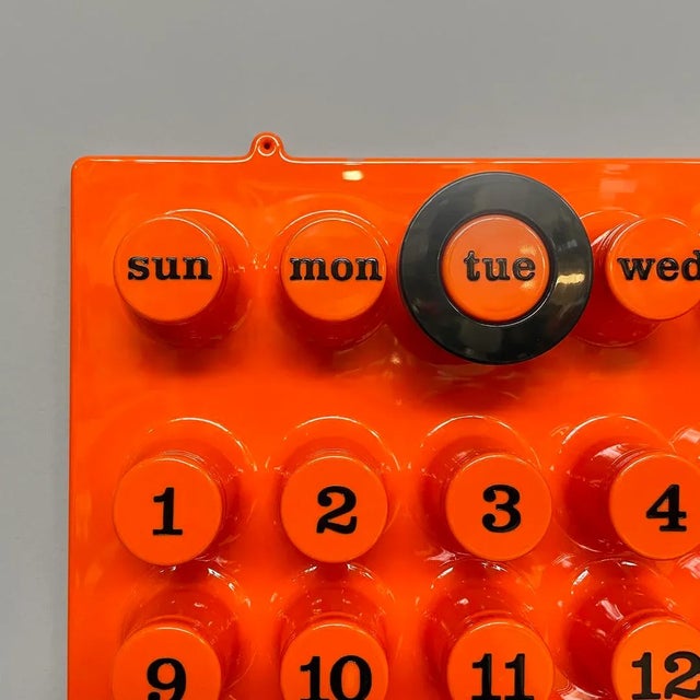 Vintage Italian Wall Perpetual Orange Calendar by Della Beffa for Ring a Date, 2000s For Sale - Image 5 of 11
