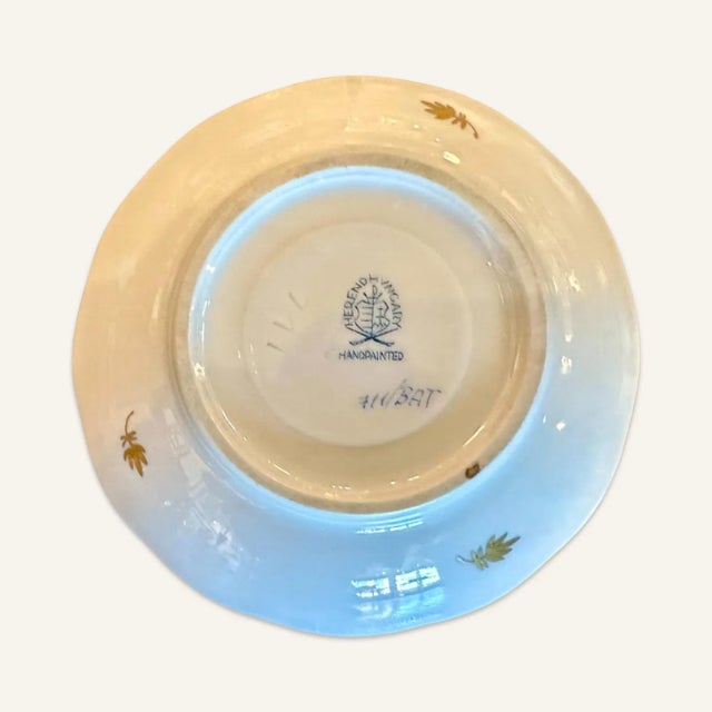 1960s Herend Coronation Pattern Cups and Saucers Set- 12 Pieces For Sale - Image 4 of 8