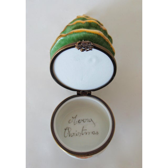 Green French Hand-Painted Limoges Christmas Tree Lidded Trinket Box For Sale - Image 8 of 8