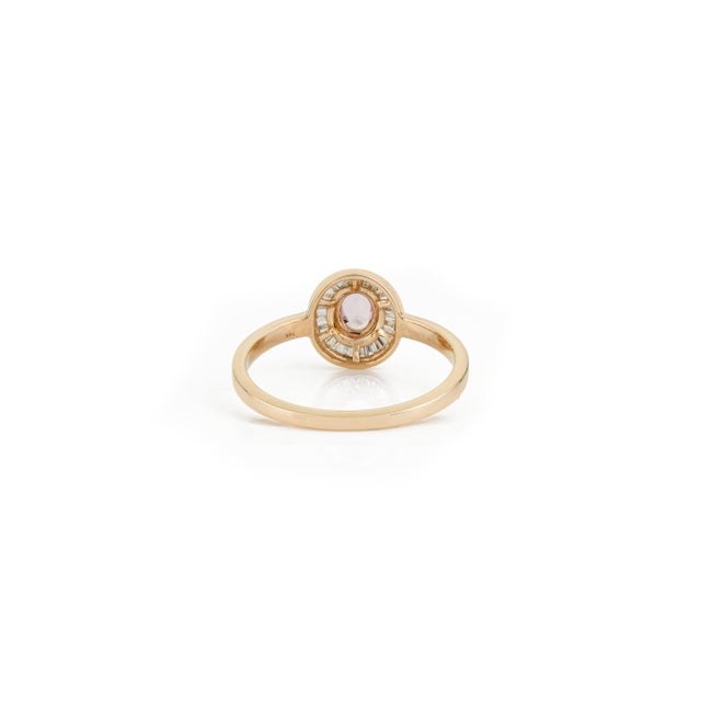Pink Sapphire & Baguette Diamond Vintage Ring in 14k Yellow Gold Size 7 For Sale - Image 10 of 15
