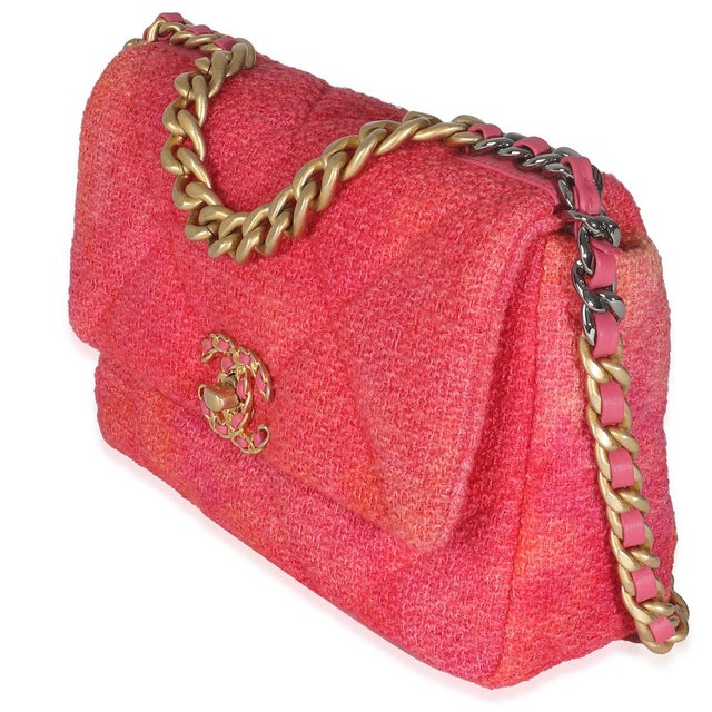 A timeless classic that never goes out of style, the flap bag from Chanel dates back to 1955 and has seen a number of...