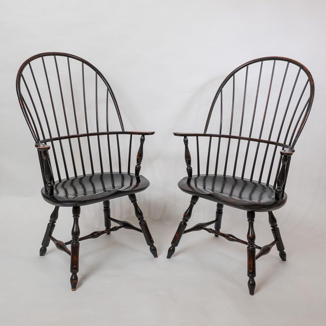 Traditional 1990s Pair of d.r. Dimes Windsor Bowback Arm Chairs in Black Crackle With Custom Cushions For Sale - Image 3 of 11
