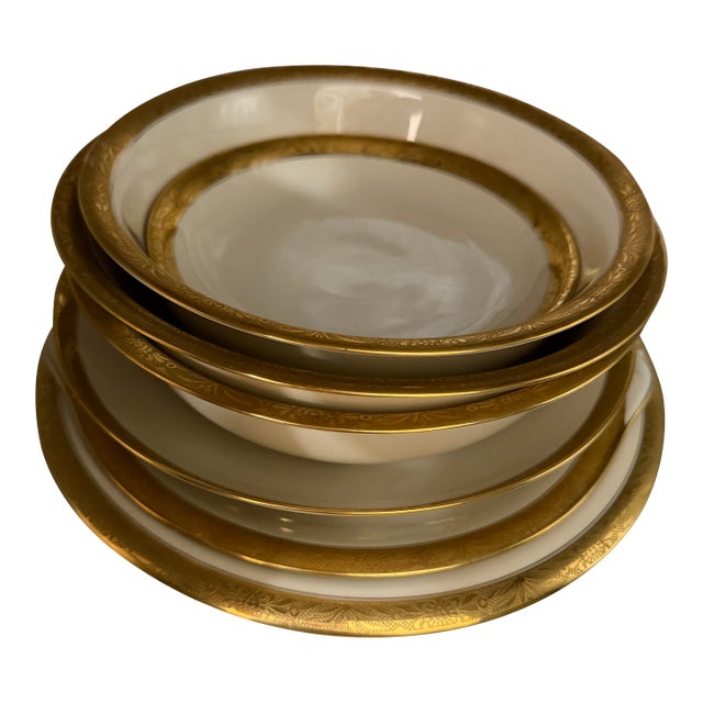 Early 1900s Hutschenreuther 7 Piece Set Cream Gold Margarete Round Serving Platters Bowls For Sale