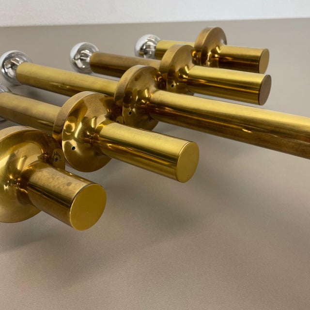 Modernist Brass Table Light in the style of Gaetano Sciolari, Italy, 1970s For Sale - Image 18 of 18