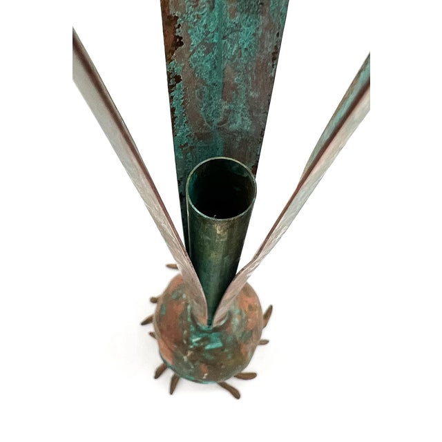 Metal 1985 Carnevale Verdigris Brass Sprouting Onion Bud Vase Sculpture – Organic Modern / Folk Art For Sale - Image 7 of 10