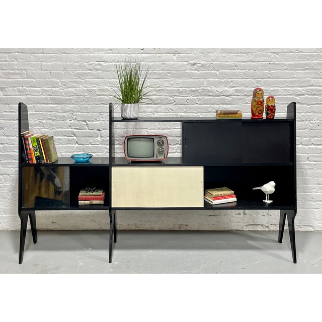 1960s Italian Mid Century Modern Extra-Long Wall Unit in Black Lacquer — Gio Ponti Inspired For Sale - Image 5 of 14
