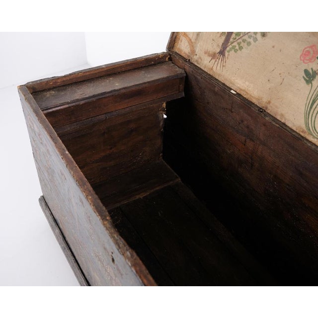 Large 19th Century Painted Chest with Floral Motifs, 1900 For Sale - Image 14 of 15