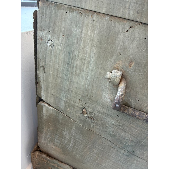 Early 19th Century Large Vintage French Antique Grey Painted Chest For Sale - Image 18 of 18