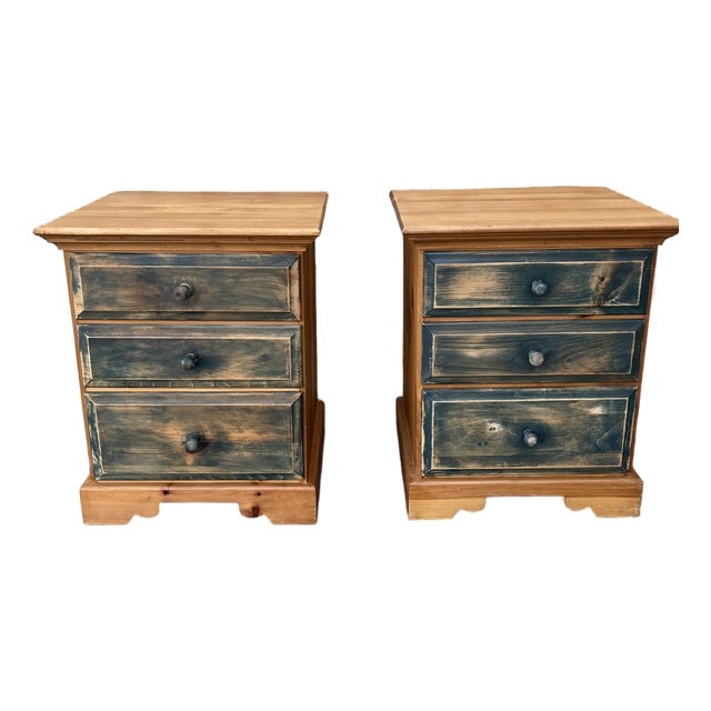 A Pair of Rustic Style Nightstands by Mastercraft Furniture. Circa 1970s For Sale