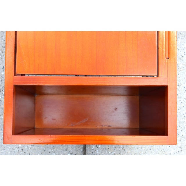 Mid-Century Modern Lift-Top Coffee Table / Vintage Bed Tray With Storage – Cane Panel Accent – 1970s For Sale - Image 14 of 14