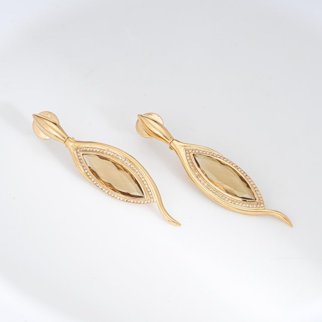 Elegant vintage citrine & diamond pendant drop earrings crafted in 18k yellow gold (circa 1990s). 112 round brilliant cut...