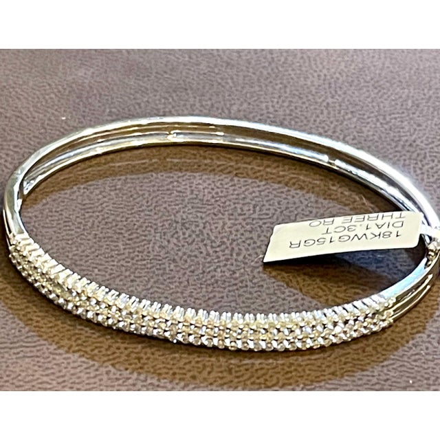 1.3 Carat Diamond Three Rows Bangle /Bracelet in 18 Karat White Gold 15 Grams For Sale - Image 14 of 18