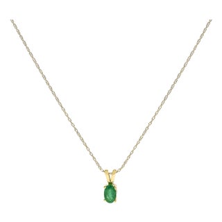 14K Yellow Gold Oval Green Emerald Solitaire Pendant Necklace - 18" Inches For Sale