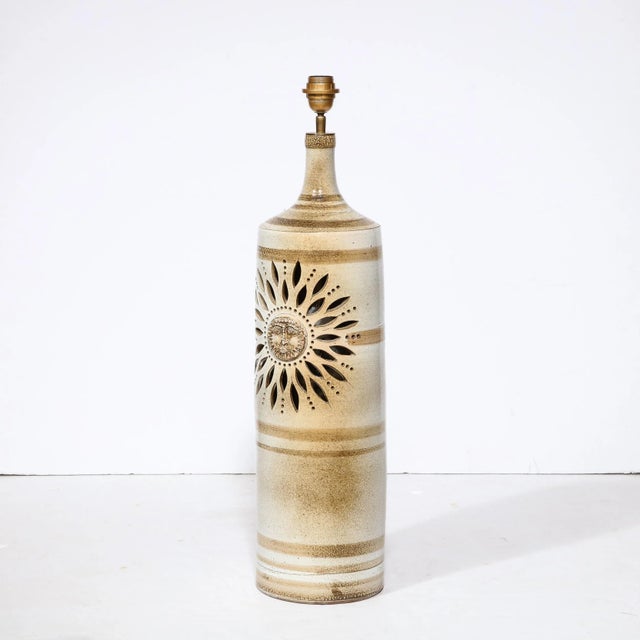 1960s Mid-Century Ceramic Hand Painted Floral Sun Motif Table Lamp by George Pelletier For Sale - Image 5 of 13