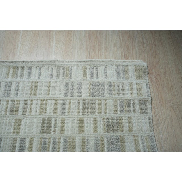 Traditional 4x6 Freya Timeless Ivory Geometric Modern Hand Knotted Wool Carpet Rug For Sale - Image 3 of 6