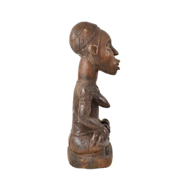 Wood Early 20th Century Kongo Maternity Figure on Base Pearson Collection For Sale - Image 7 of 8