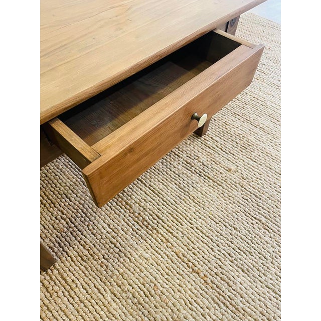 Mid-Century Modern Coffee Table in Wood For Sale - Image 6 of 8