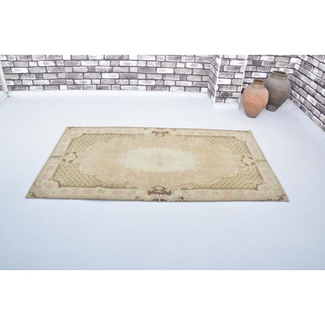 Tribal 1950s Geometric Tribal Oushak Rug For Sale - Image 3 of 10