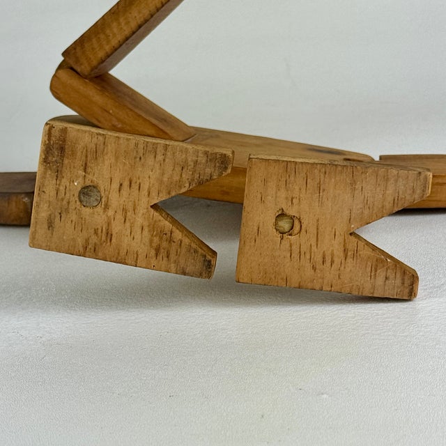 Vintage American Folk Art Articulated Bird Sculpture in Blond Brown Wood For Sale - Image 10 of 10