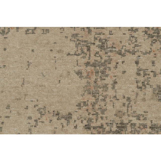 Rug & Kilim’s Distressed Style Abstract Rug in Beige and Gray All Over Pattern For Sale In New York - Image 6 of 8