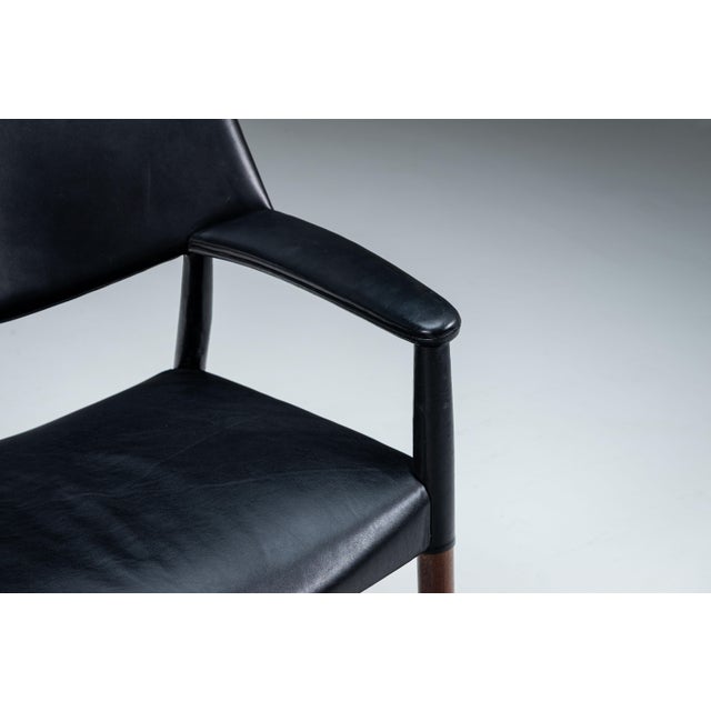 Wood Mid-Century Armchair by Ejnar Larsen & Aksel Bender Madsen for Willy Beck For Sale - Image 7 of 11