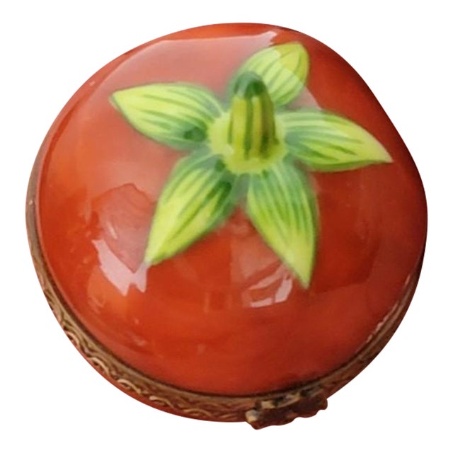 Vintage Limoges France "Peint Main" Tomato Box With Flower Clasp For Sale